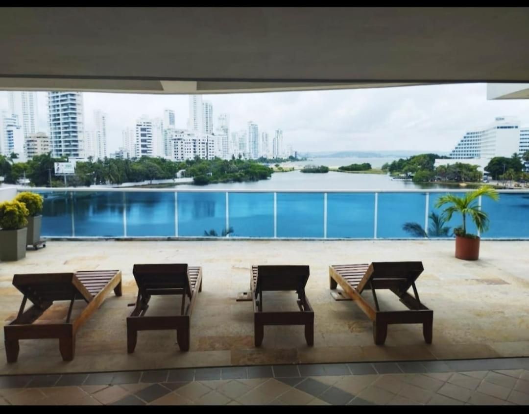 Poseidon 1102 Apartamento *